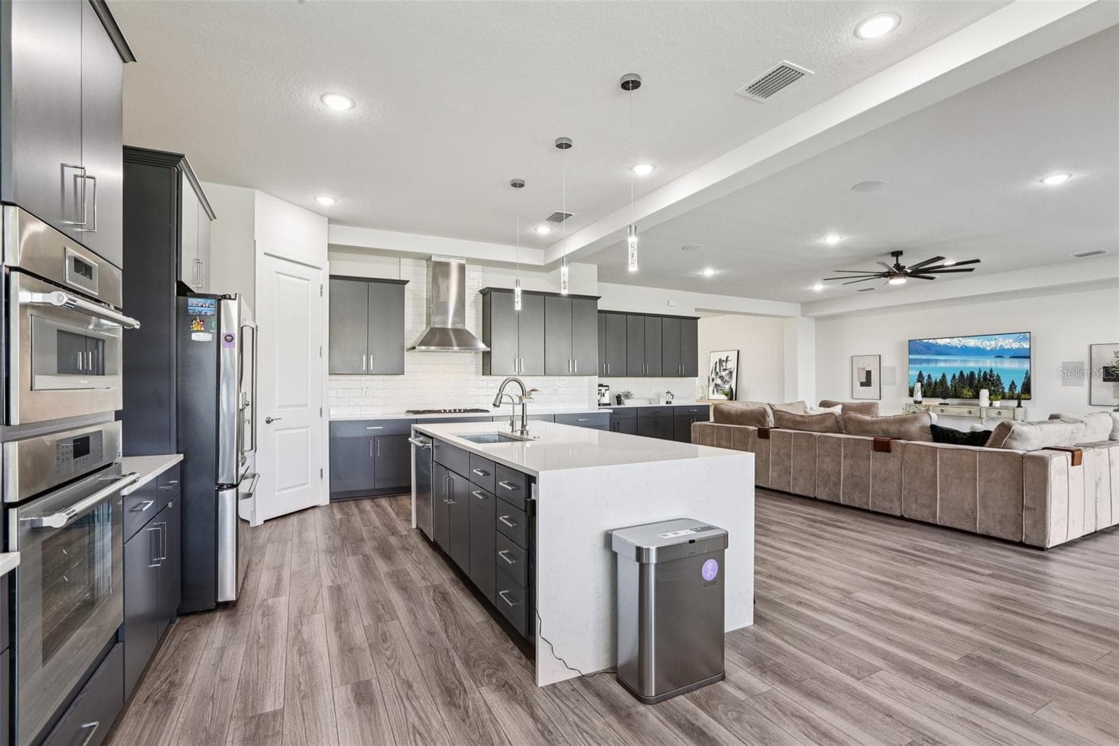 Single Family Residence at 8743 SANDERS TREE LOOP, WESLEY CHAPEL, photo 12 of 41