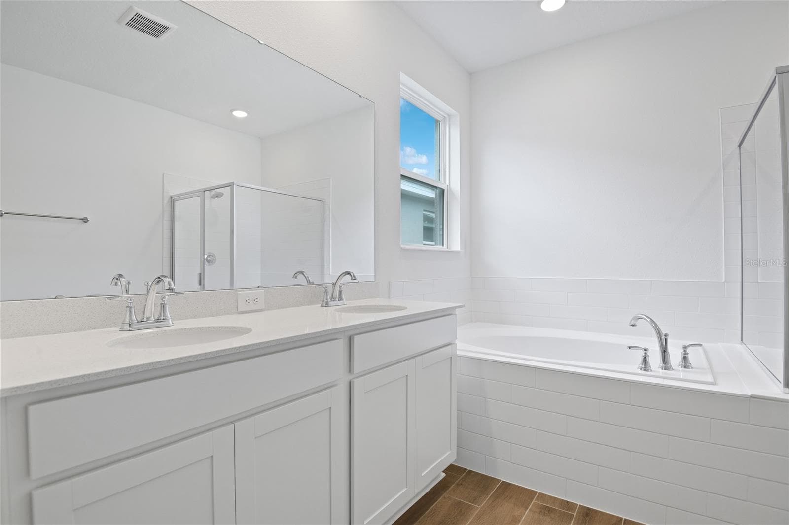 Single Family Residence at 6196 SW 64TH TER, OCALA, photo 15 of 22