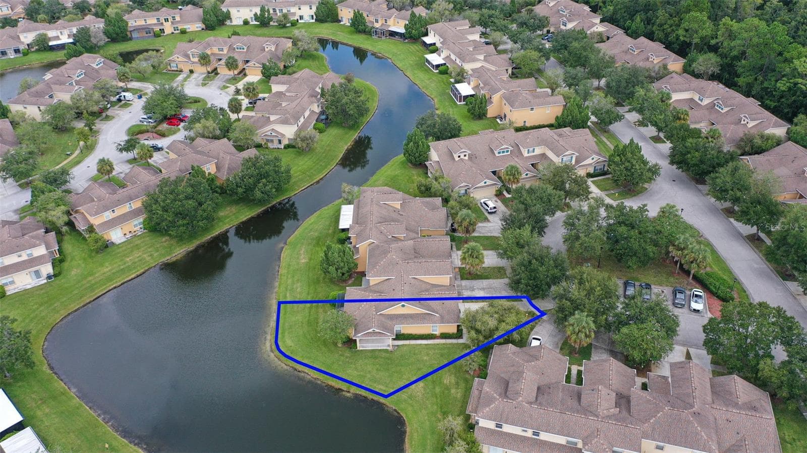Townhouse at 20312 NOBLE OAK PL, TAMPA, photo 7 of 57