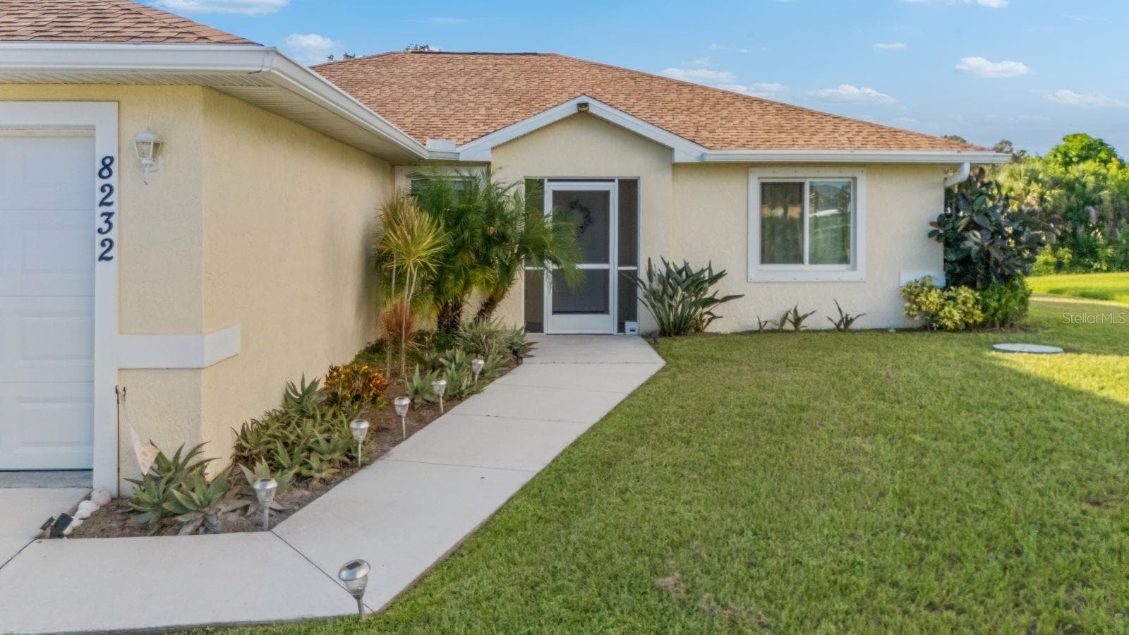 Single Family Residence at 8232 WAWANA RD, NORTH PORT, photo 2 of 32