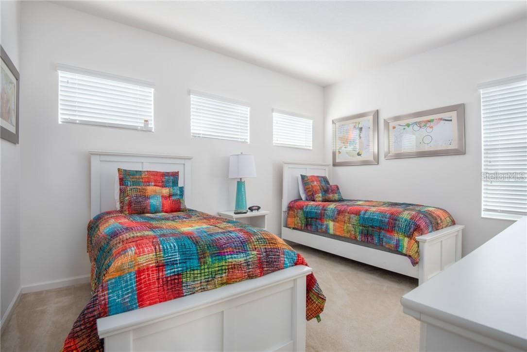 Not all furniture stays - 3850 OAKVILLE AVE, KISSIMMEE