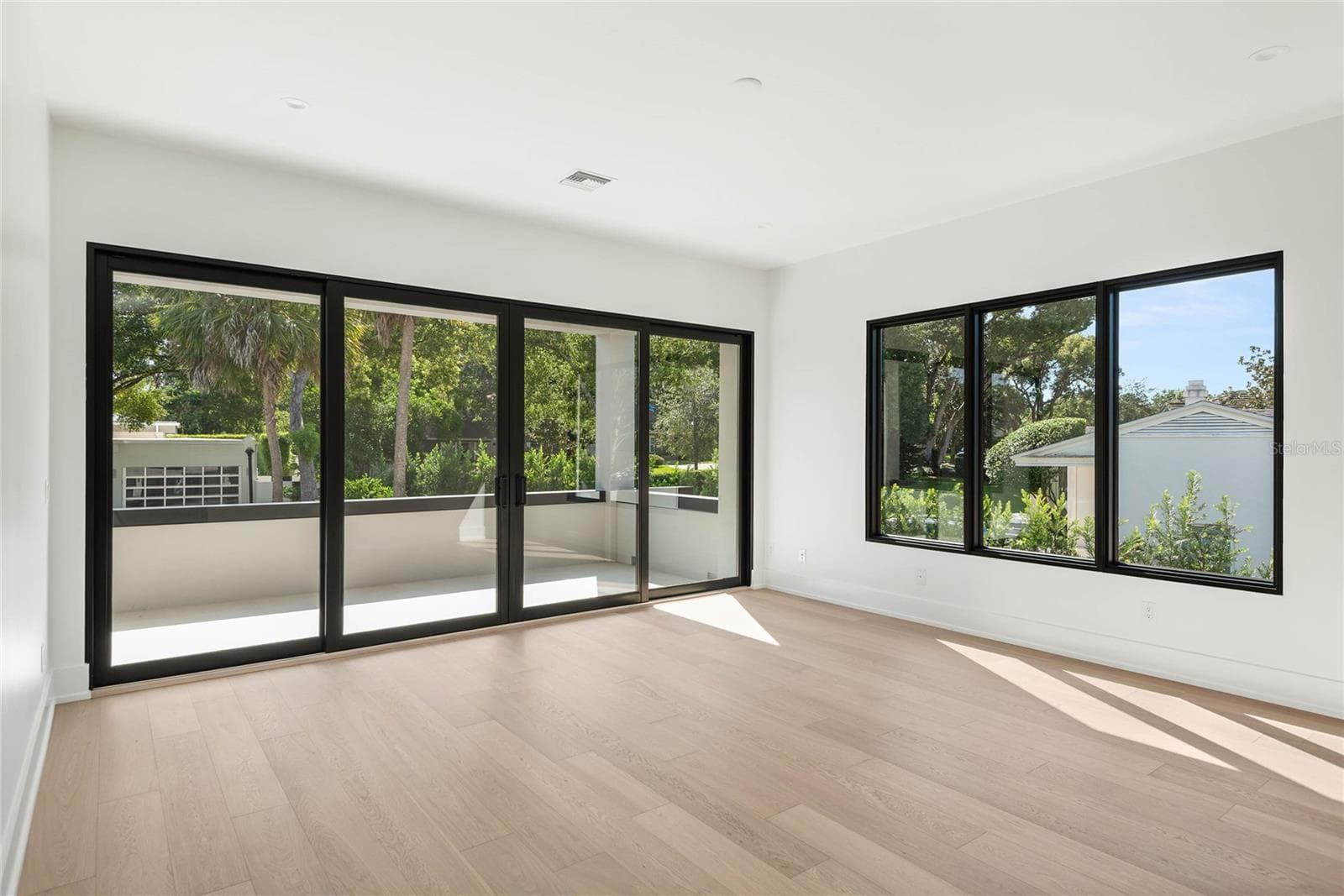 Family Room - 2nd Floor - 1821 ENGLEWOOD RD, WINTER PARK