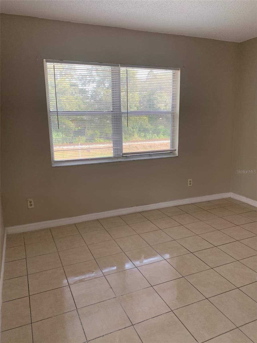 Duplex at 9502 BANYAN AVE #A, TAMPA, photo 12 of 14
