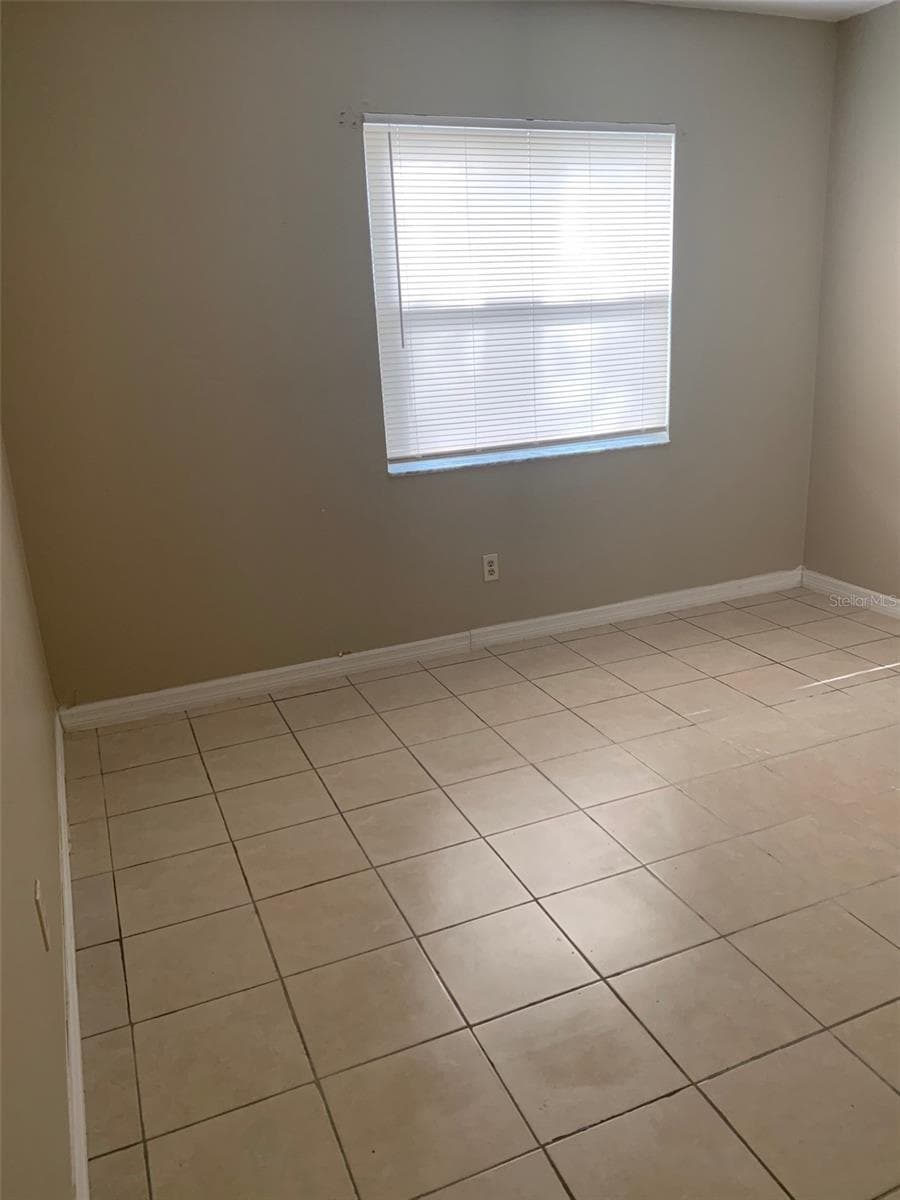 Duplex at 9502 BANYAN AVE #A, TAMPA, photo 13 of 14