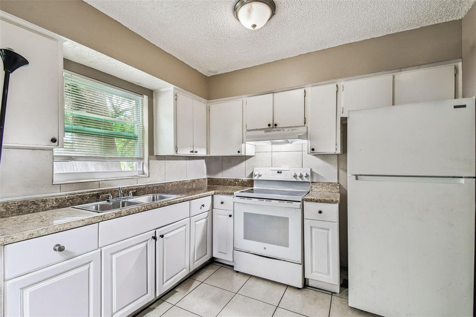 Duplex at 7902 N 14TH ST, TAMPA, photo 19 of 25