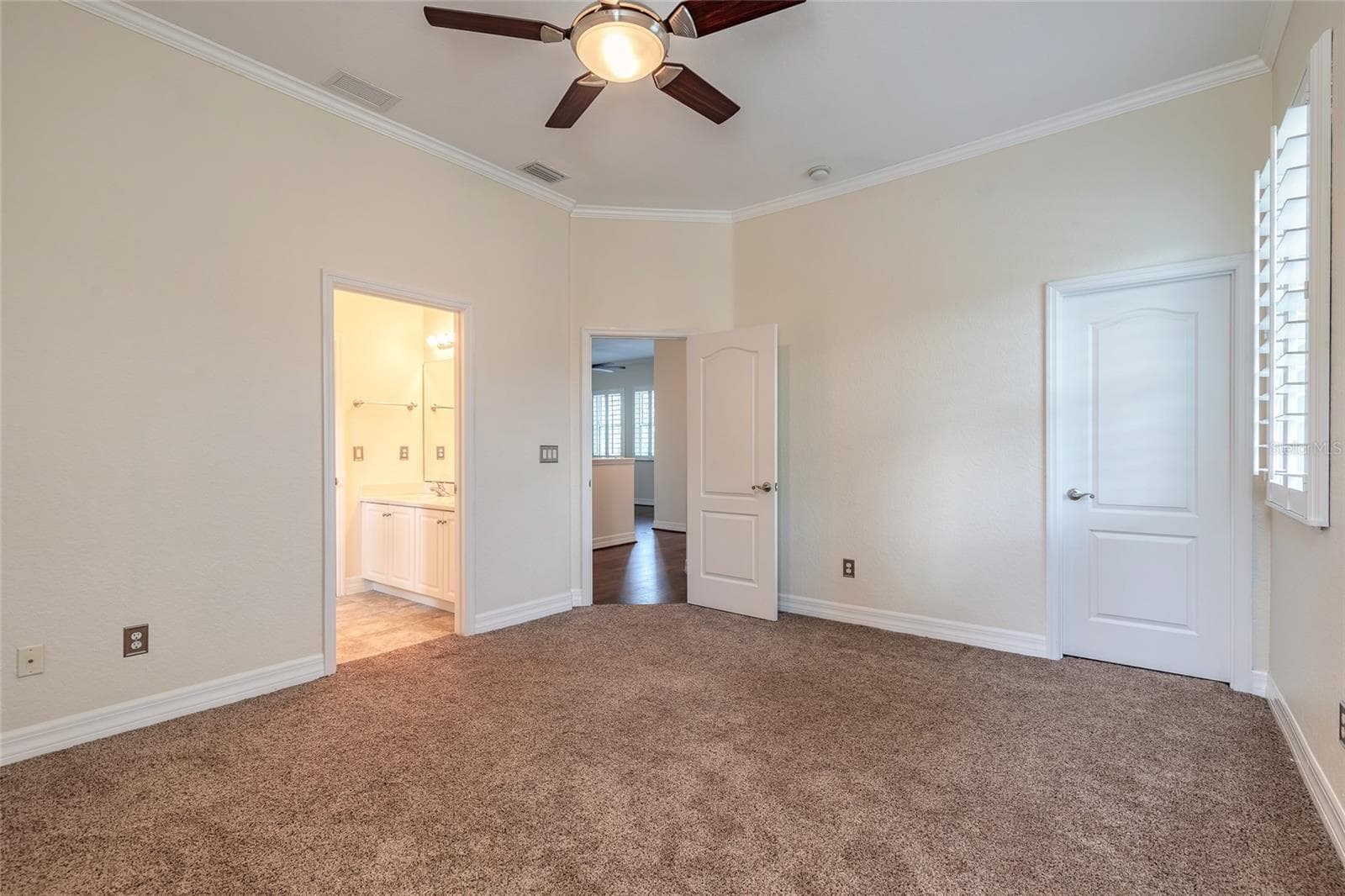 Single Family Residence at 20 PROMENADE AT LIONSPAW, DAYTONA BEACH, photo 36 of 78