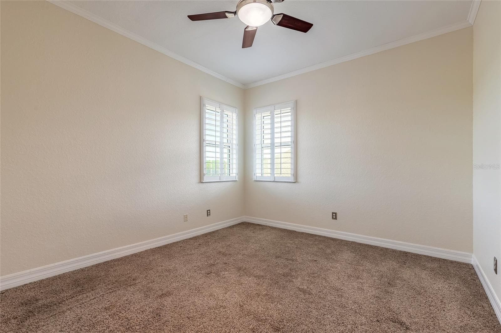 Single Family Residence at 20 PROMENADE AT LIONSPAW, DAYTONA BEACH, photo 37 of 78