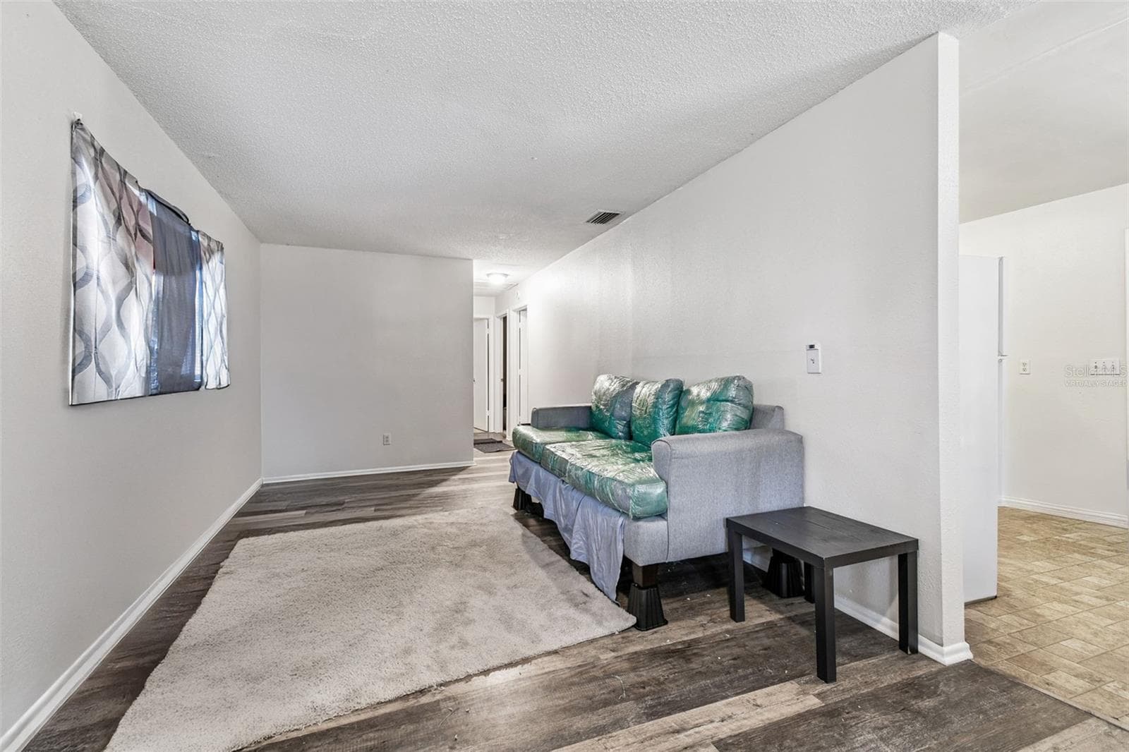 Virtually staged - 2711 E 25TH AVE, TAMPA