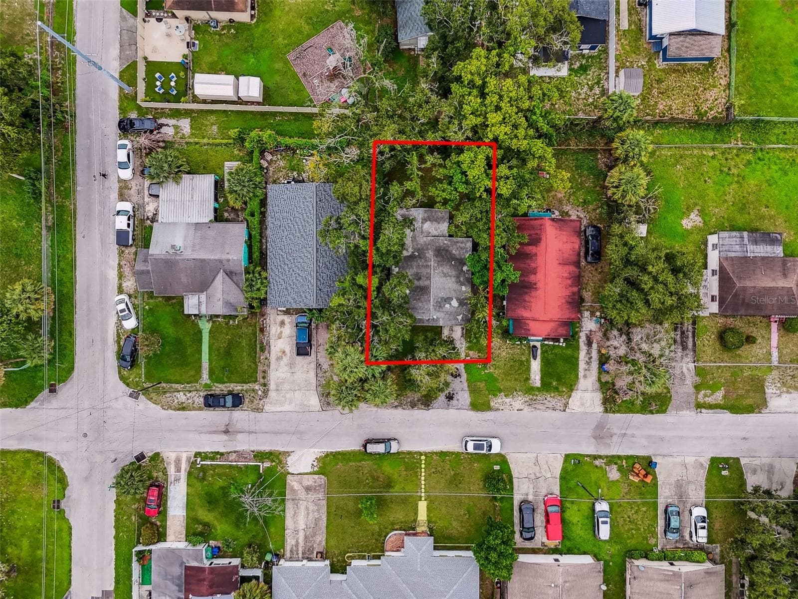 Single Family Residence at 2711 E 25TH AVE, TAMPA, photo 13 of 16