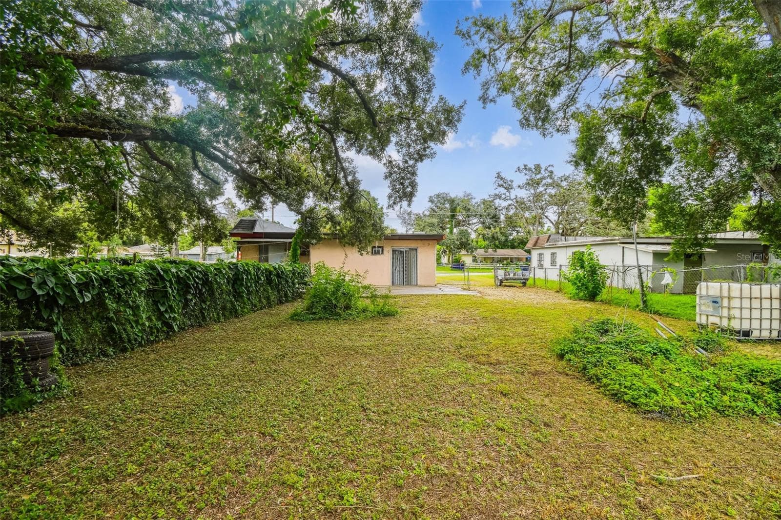 Duplex at 9318 N 11TH ST, TAMPA, photo 5 of 27