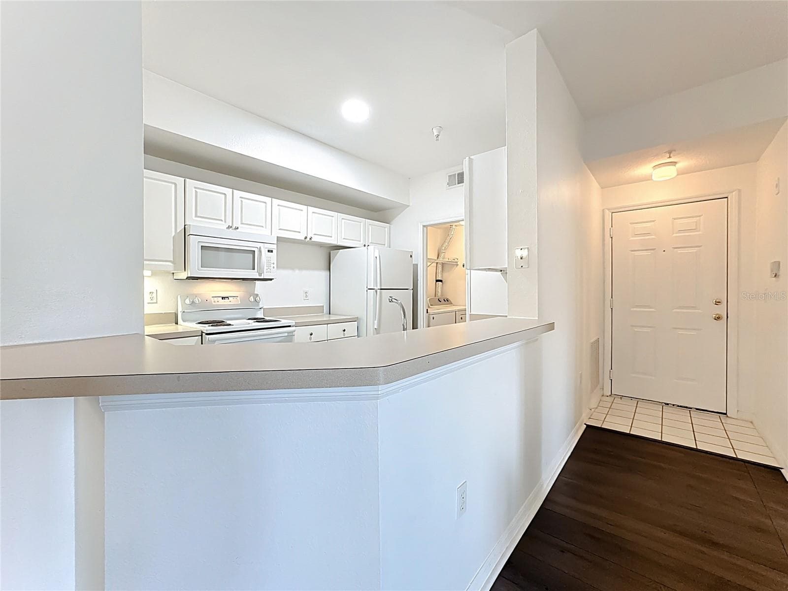 Kitchen - 5548 METROWEST BLVD #209, ORLANDO
