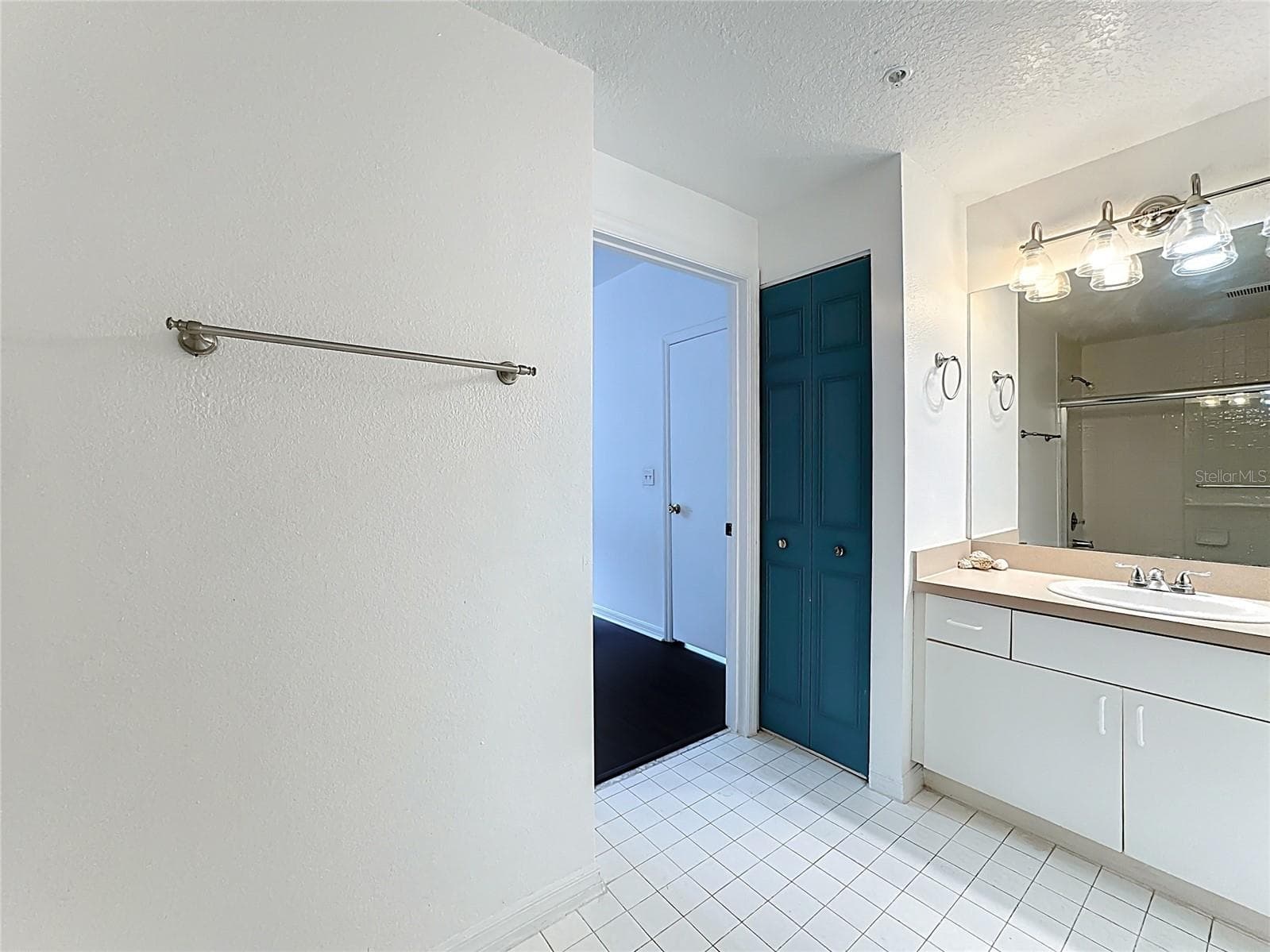 Bathroom 2 - 5548 METROWEST BLVD #209, ORLANDO