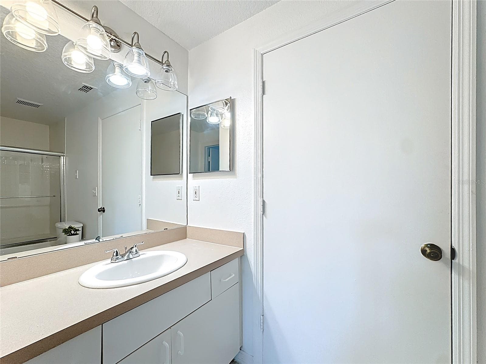 Bathroom 2 - 5548 METROWEST BLVD #209, ORLANDO