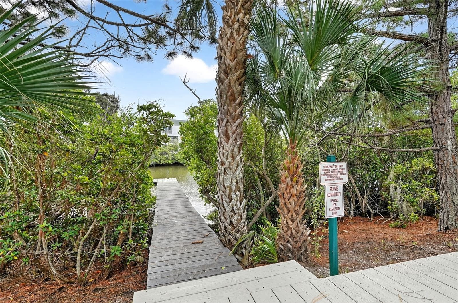 Community dock just steps behind 14879 Seminole Trail - 14879 SEMINOLE TRL, SEMINOLE