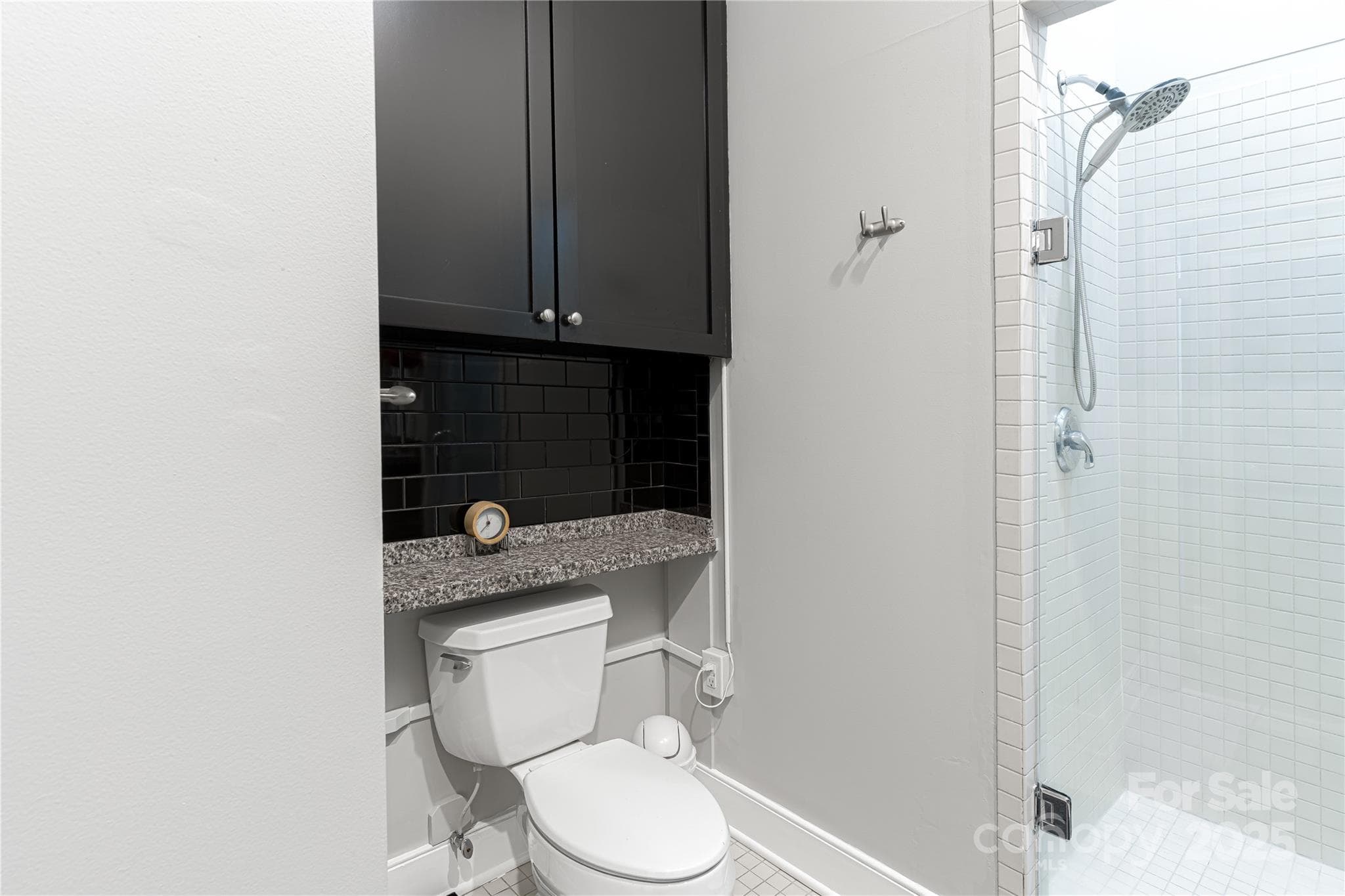 Condominium at 710 W Trade Street, Charlotte, photo 13 of 32