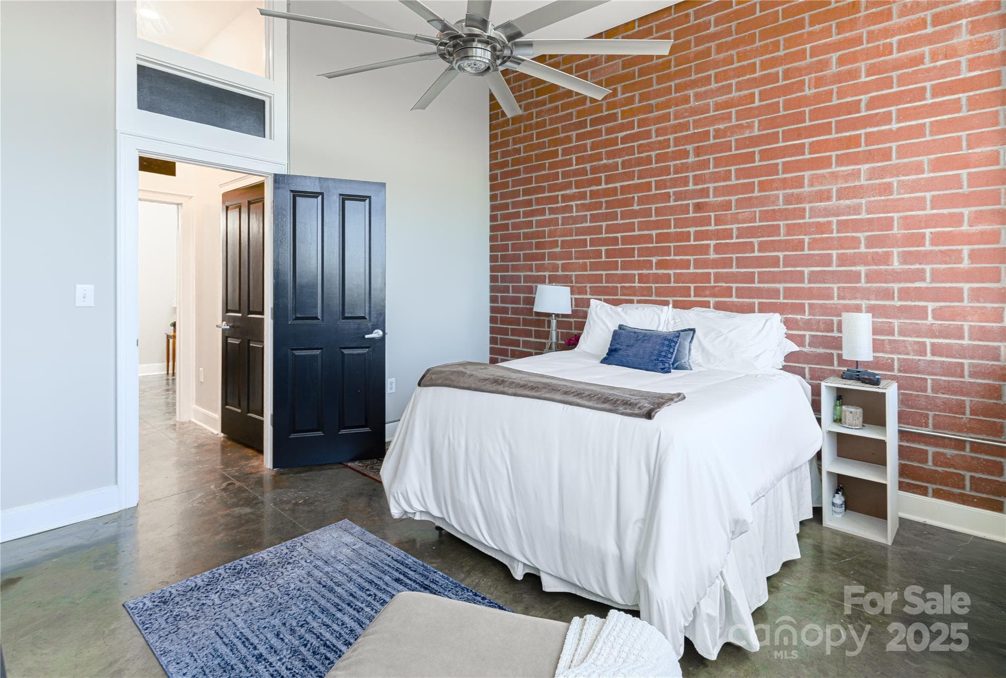 Condominium at 710 W Trade Street, Charlotte, photo 15 of 32