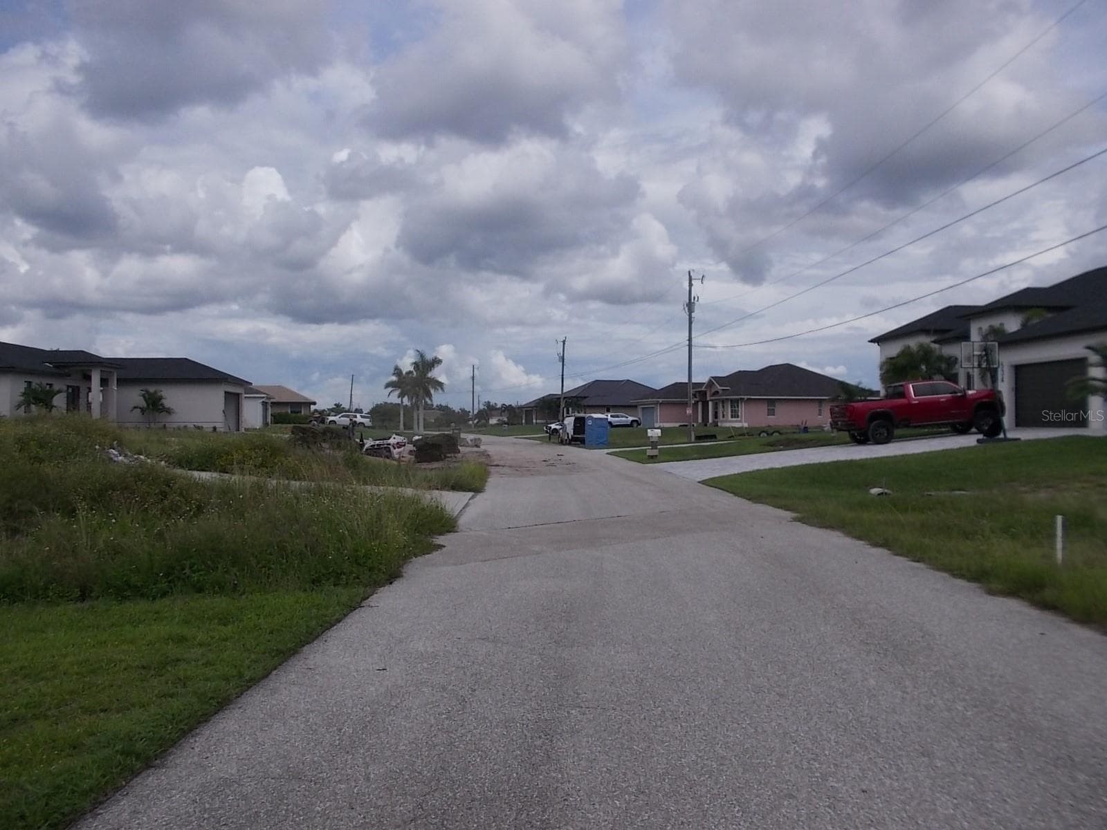 Looking East down the street - 538 NW 25TH TER, CAPE CORAL