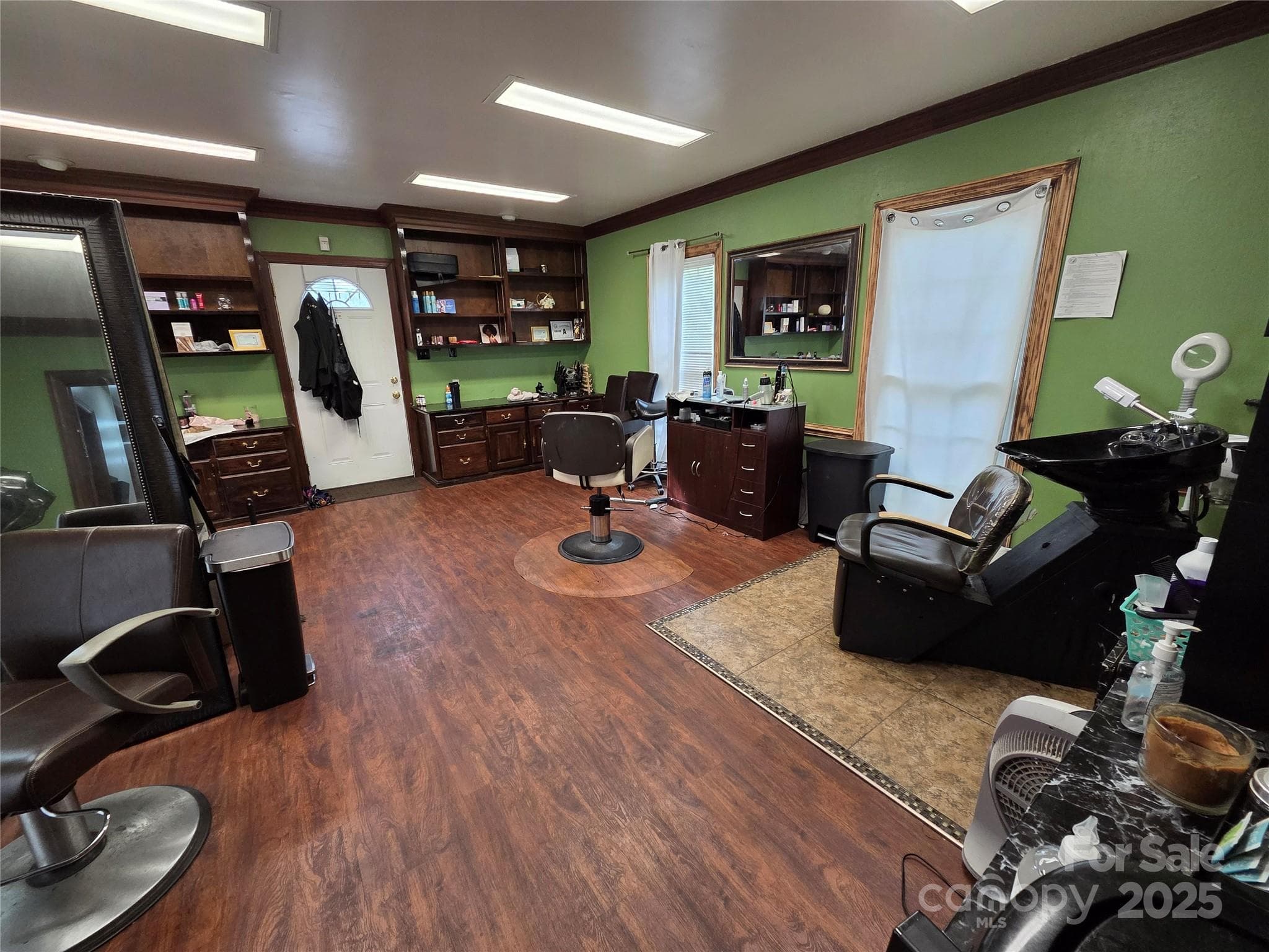 Salon Suite 2 - Charlotte