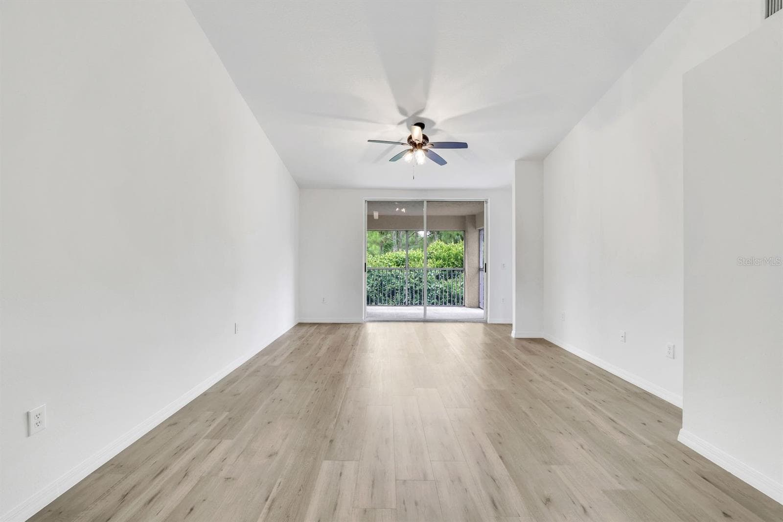 Condominium at 6635 HUNTINGTON LAKES CIR #202, NAPLES, photo 2 of 37