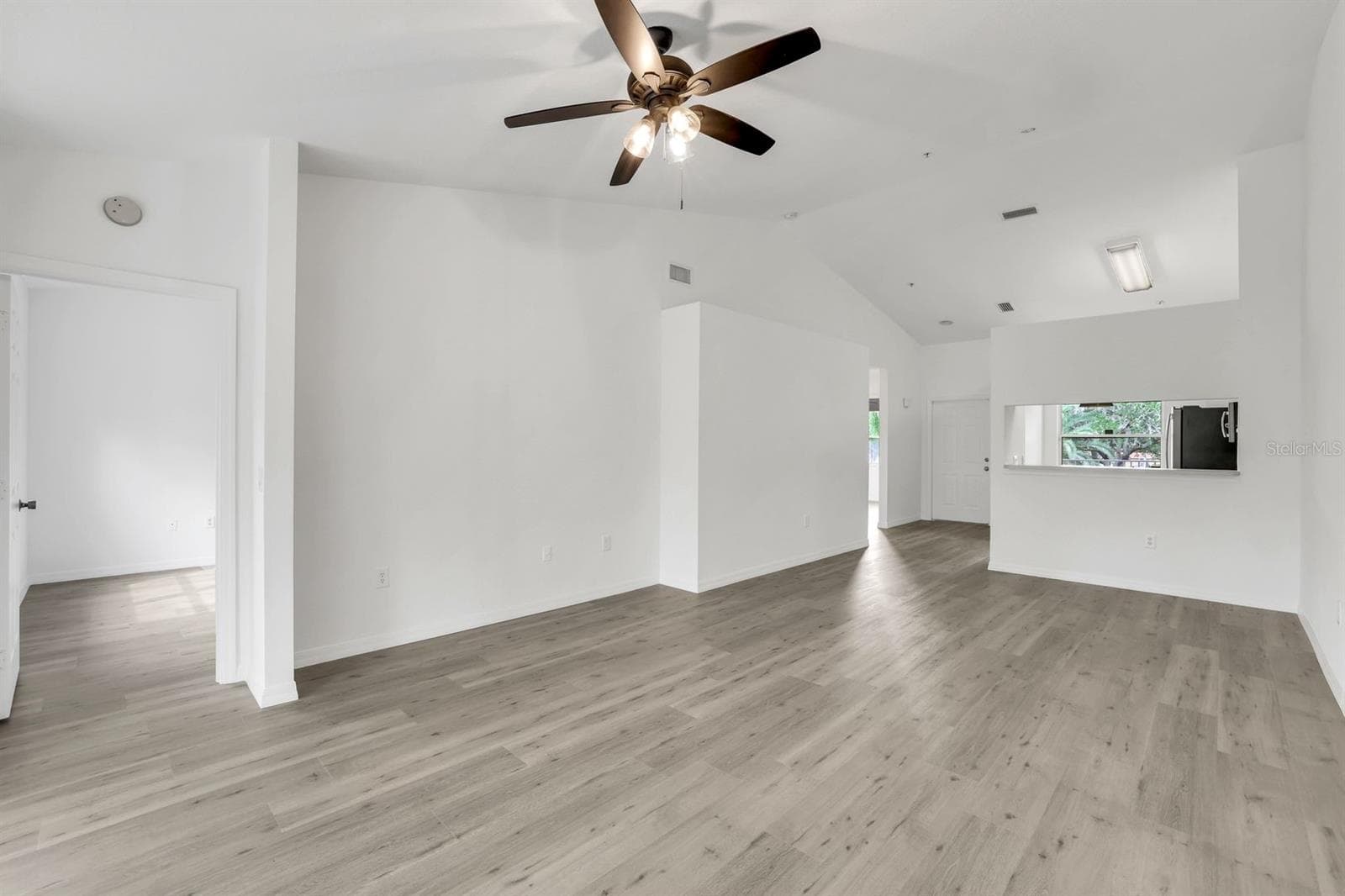 Condominium at 6635 HUNTINGTON LAKES CIR #202, NAPLES, photo 3 of 37