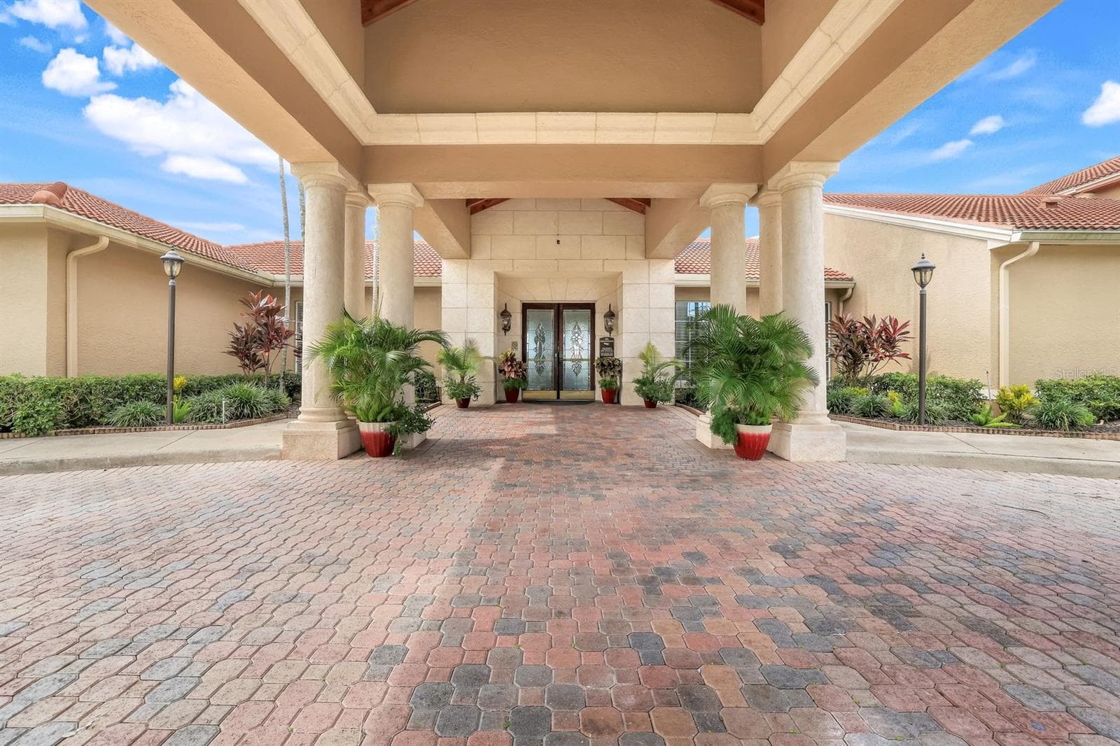 Condominium at 6635 HUNTINGTON LAKES CIR #202, NAPLES, photo 25 of 37