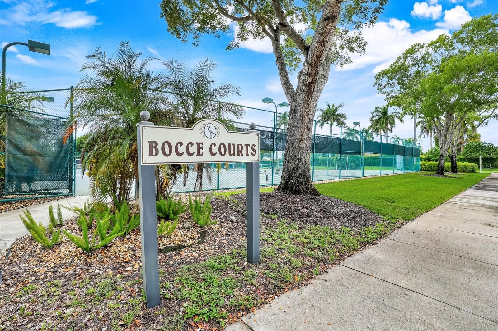Condominium at 6635 HUNTINGTON LAKES CIR #202, NAPLES, photo 31 of 37