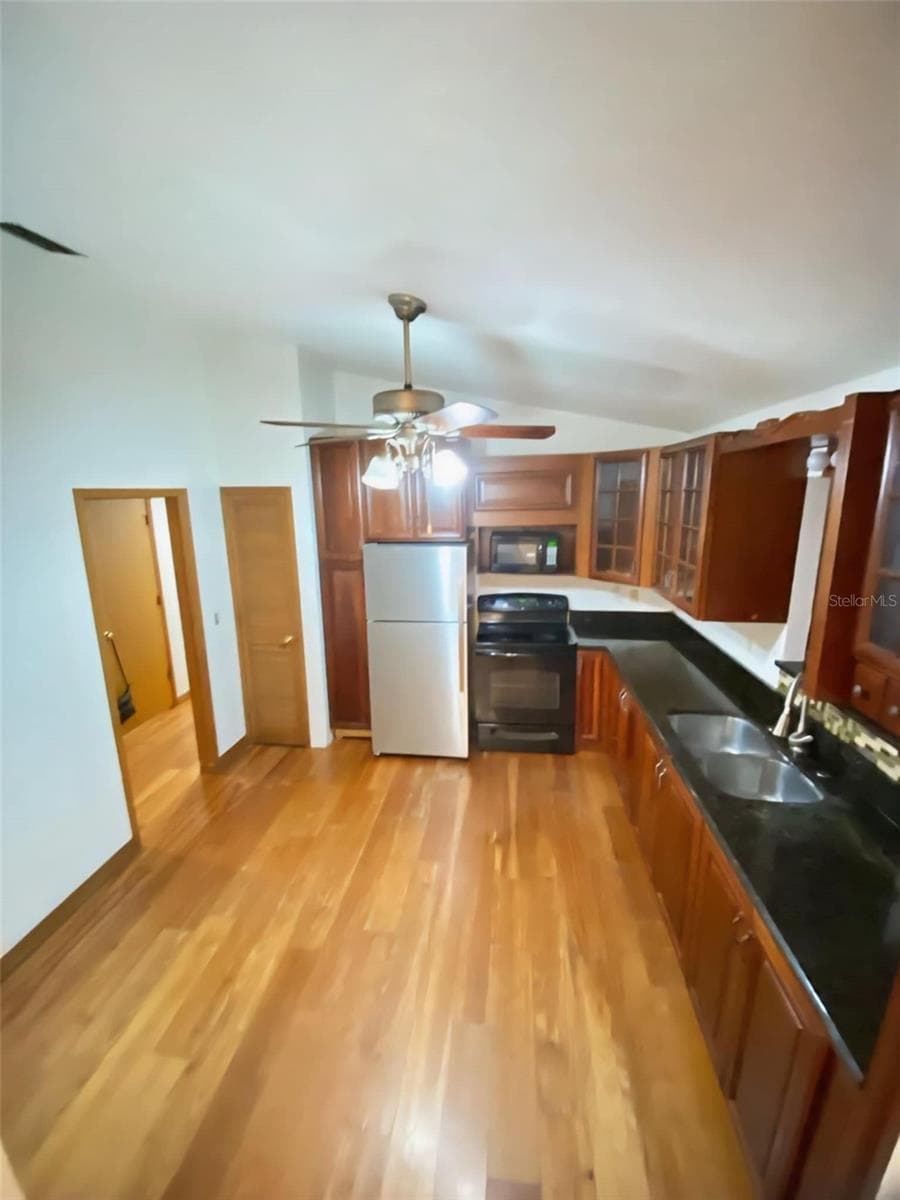 Single Family Residence at 1727 CYPRESS CT, ST CLOUD, photo 11 of 29