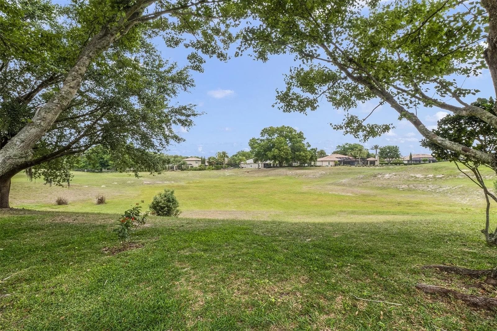 Single Family Residence at 25551 HAWKS RUN LN, SORRENTO, photo 21 of 75