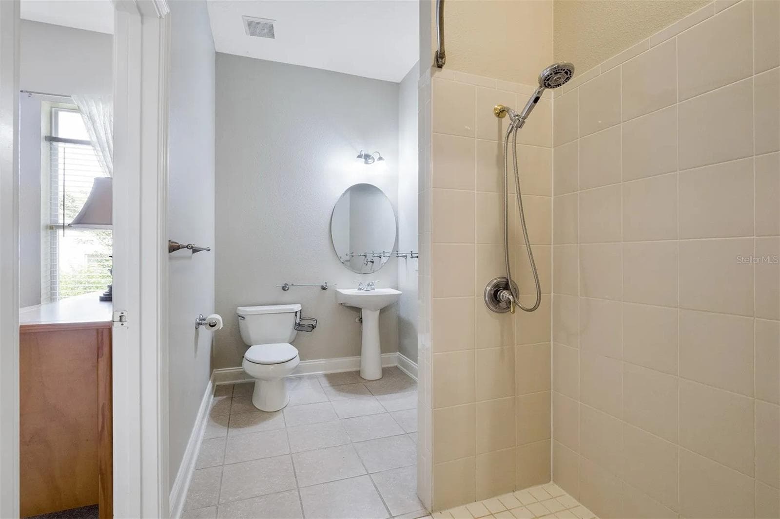 Single Family Residence at 25551 HAWKS RUN LN, SORRENTO, photo 22 of 75