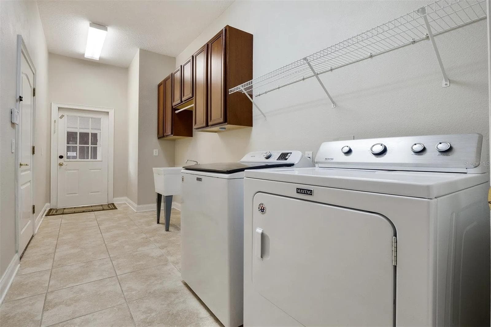 Single Family Residence at 25551 HAWKS RUN LN, SORRENTO, photo 31 of 75