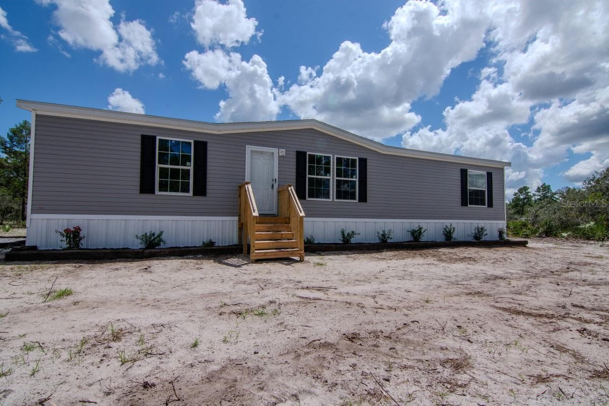 192 FREEDOM DR
