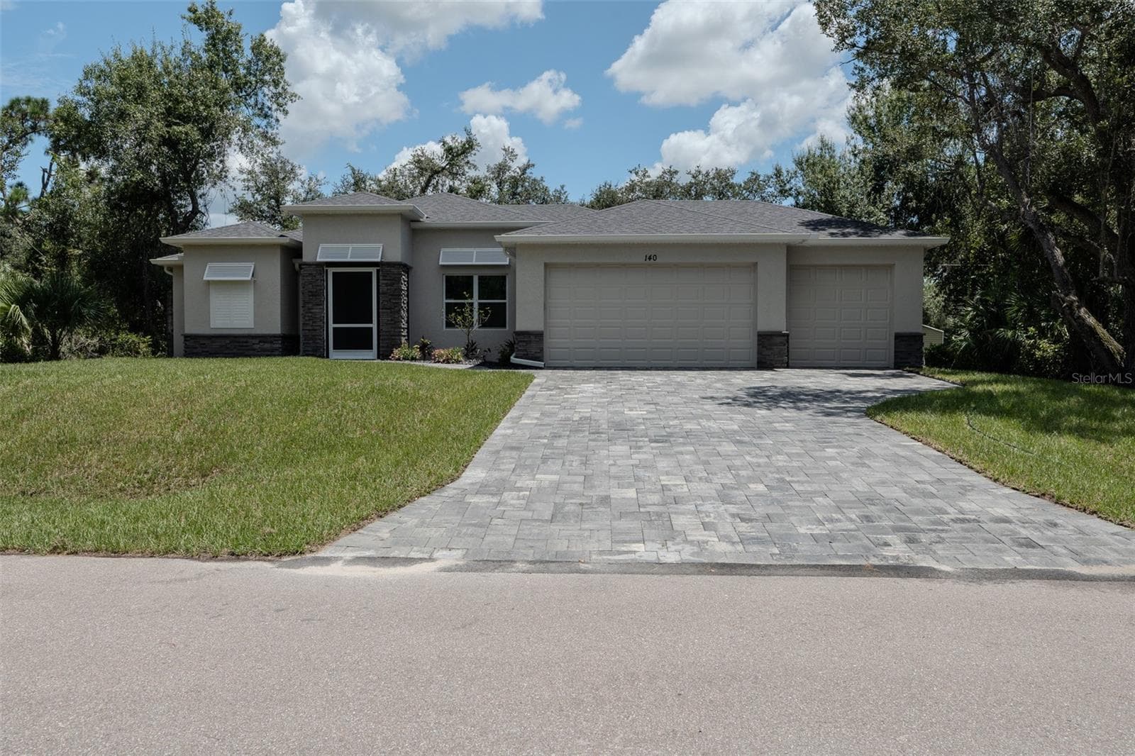 140 SNOWDEN ST
