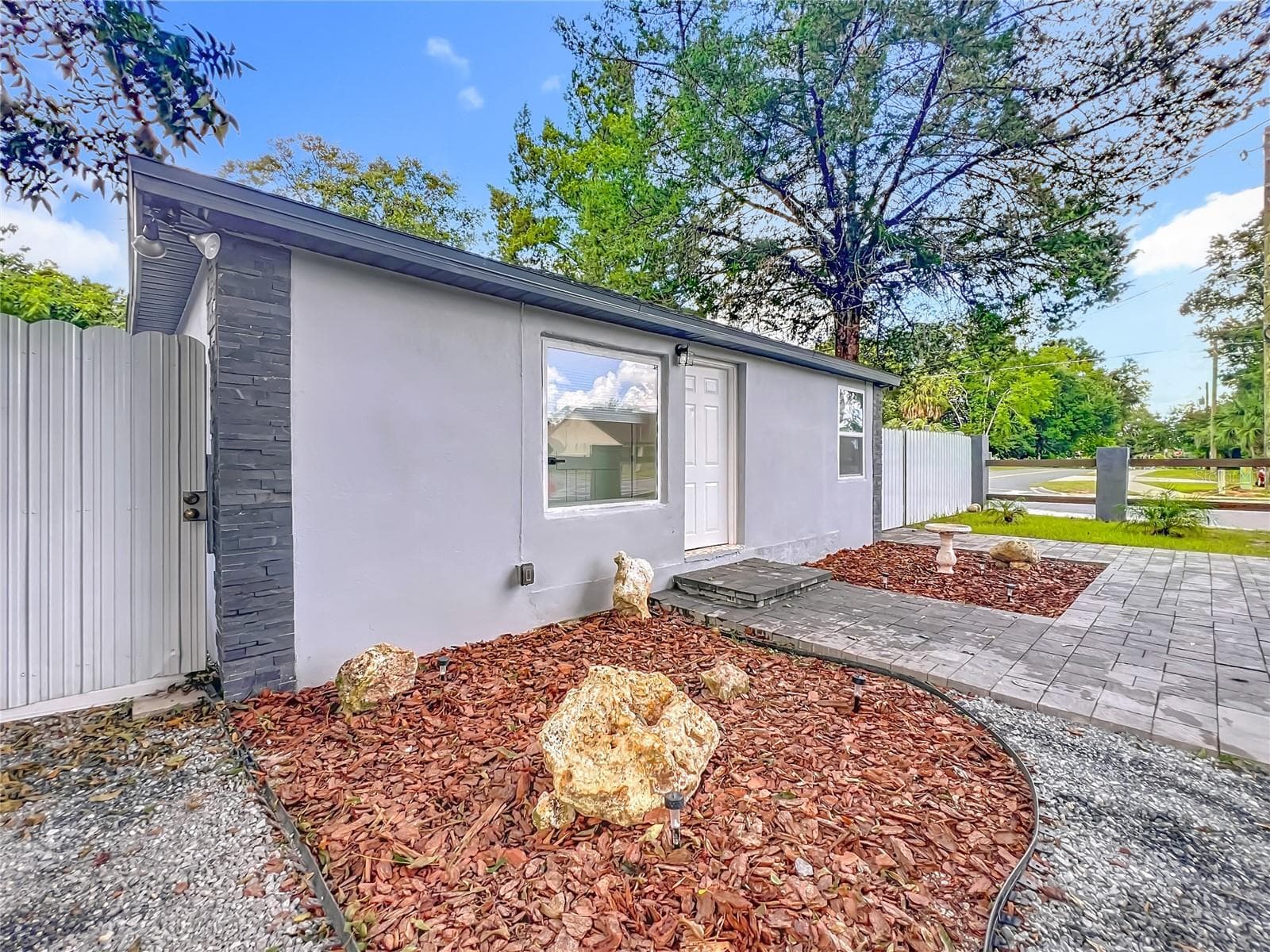 Single Family Residence at 638 NW 6TH TER, OCALA, photo 2 of 39