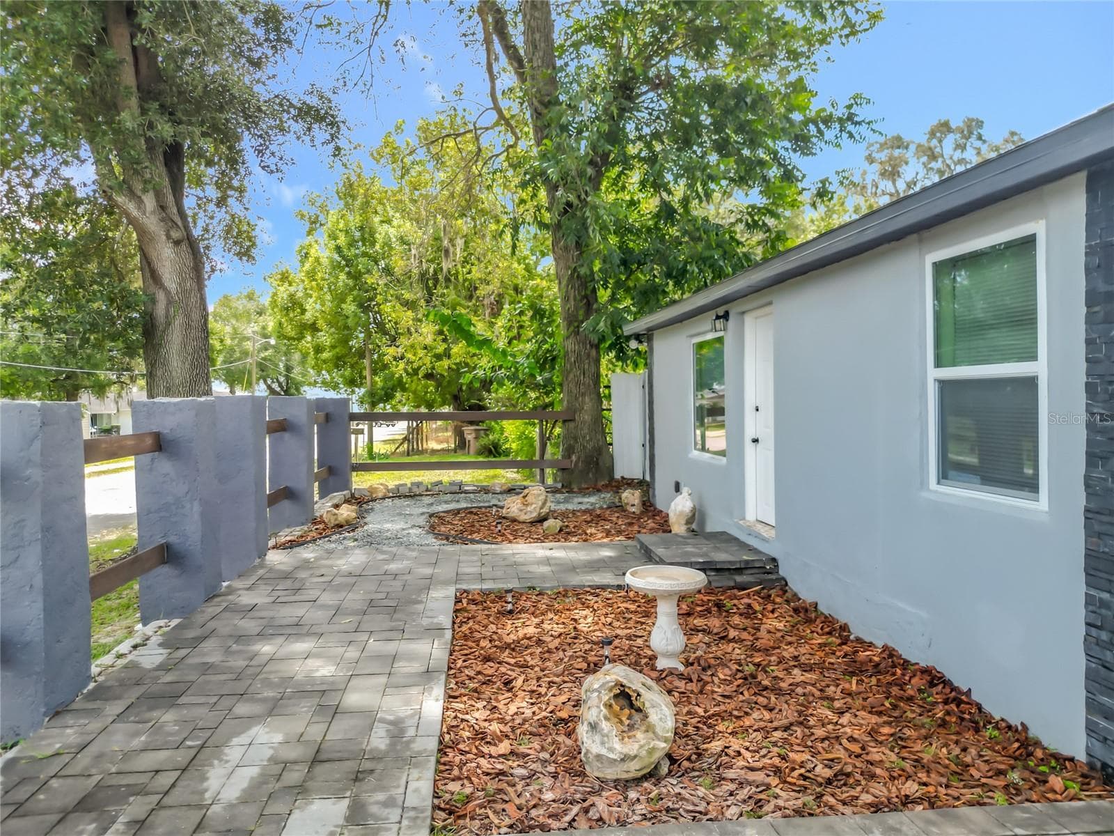 638 NW 6TH TER