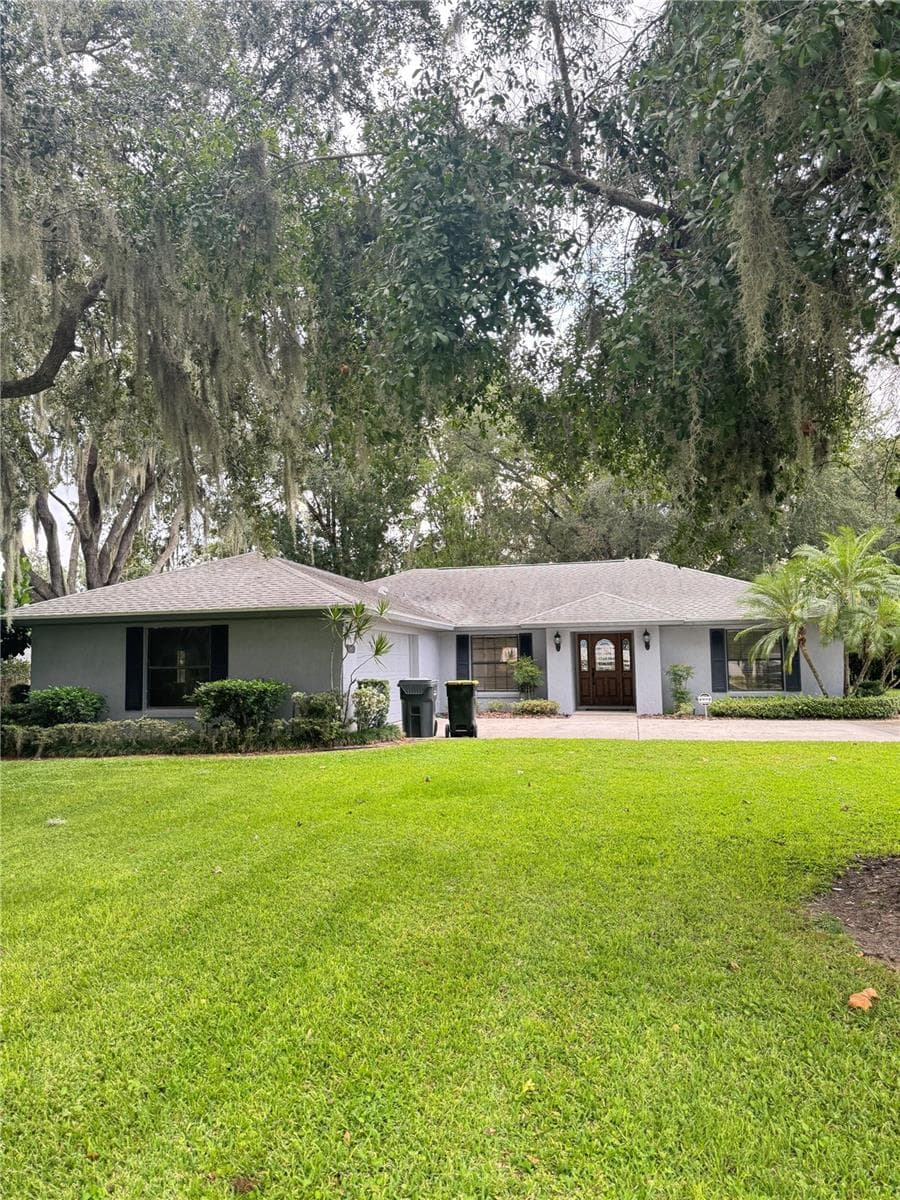 Single Family Residence at 10 FORT CLINCH HEIGHTS RD, FROSTPROOF, photo 12 of 44
