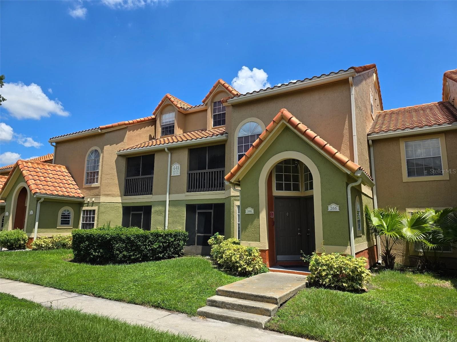 409 FOUNTAINHEAD CIR
