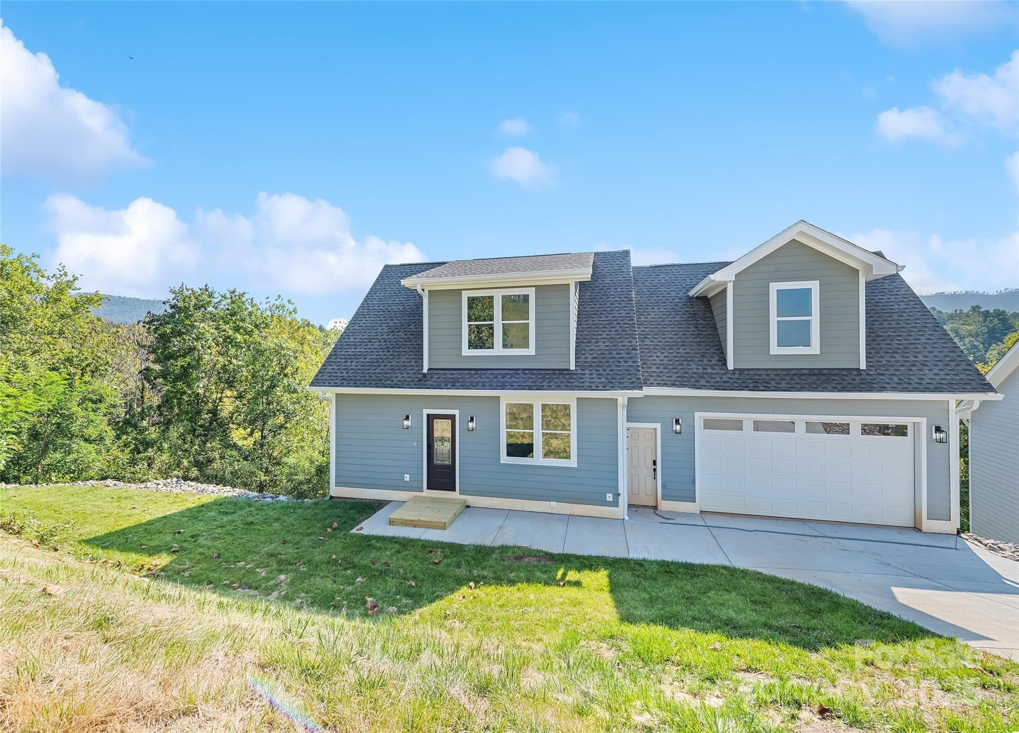 Single Family Residence at Weaverville, photo 2 of 33
