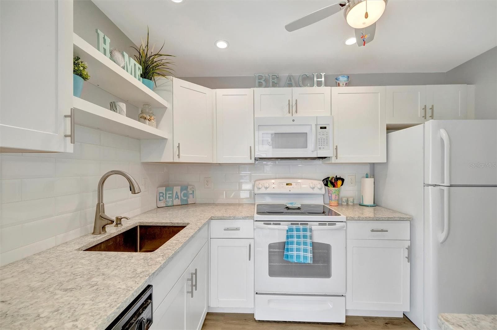 Villa at 6057 CORAL WAY #3, BRADENTON, photo 11 of 21