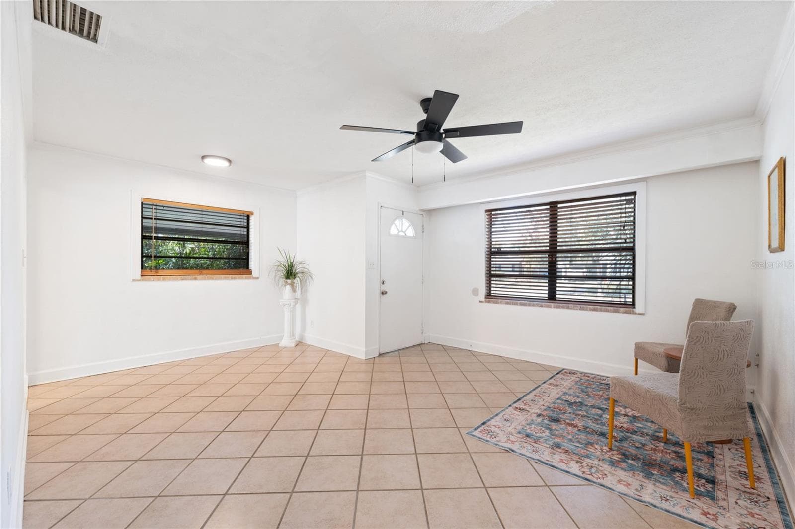 Single Family Residence at 3918 W FIG ST, TAMPA, photo 6 of 36