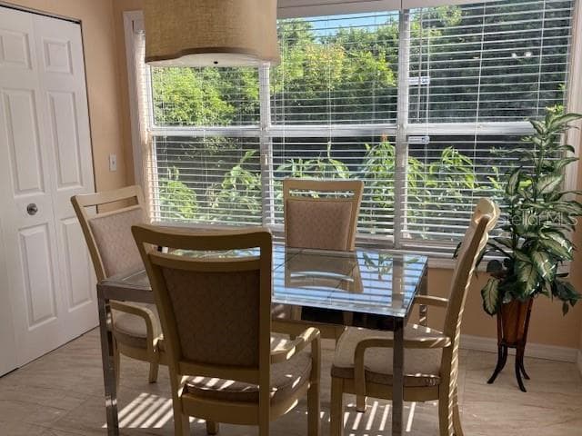 Sunroom with Forest Reserve View - 5120 CONROY RD #12, ORLANDO