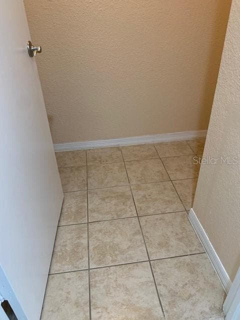 Extra Storage Room - 5120 CONROY RD #12, ORLANDO
