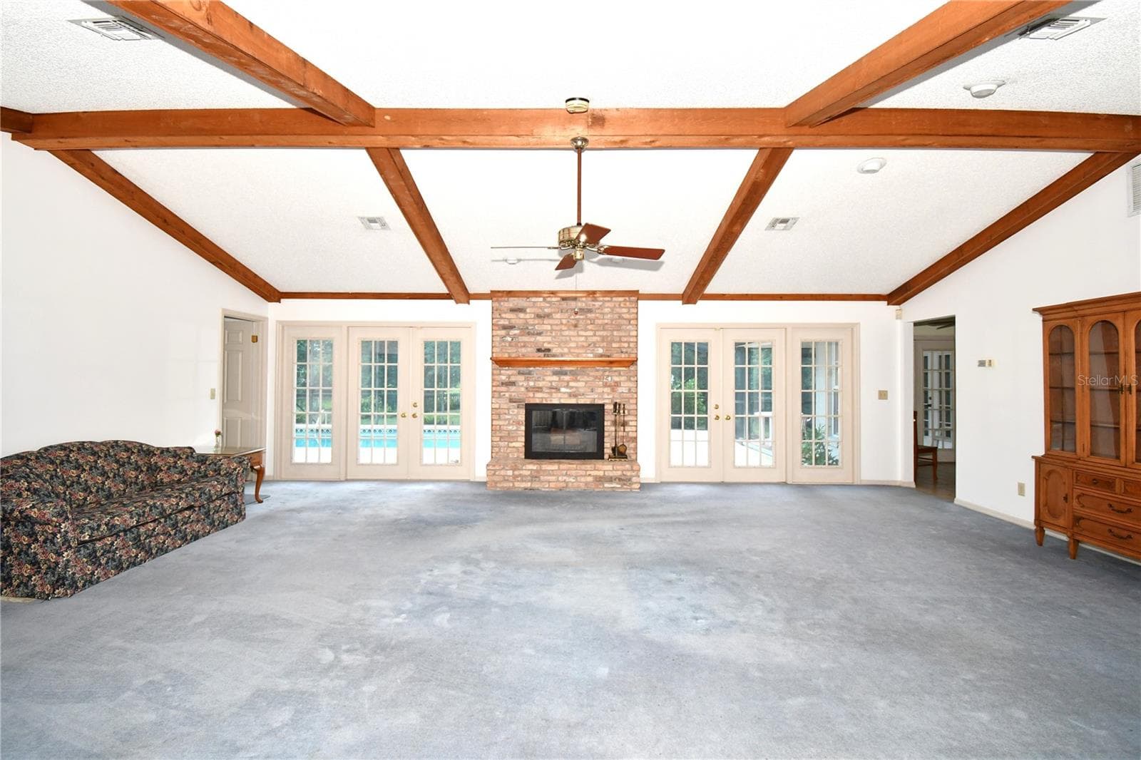 Brick Fireplace - 611 OLD EUSTIS RD, MOUNT DORA