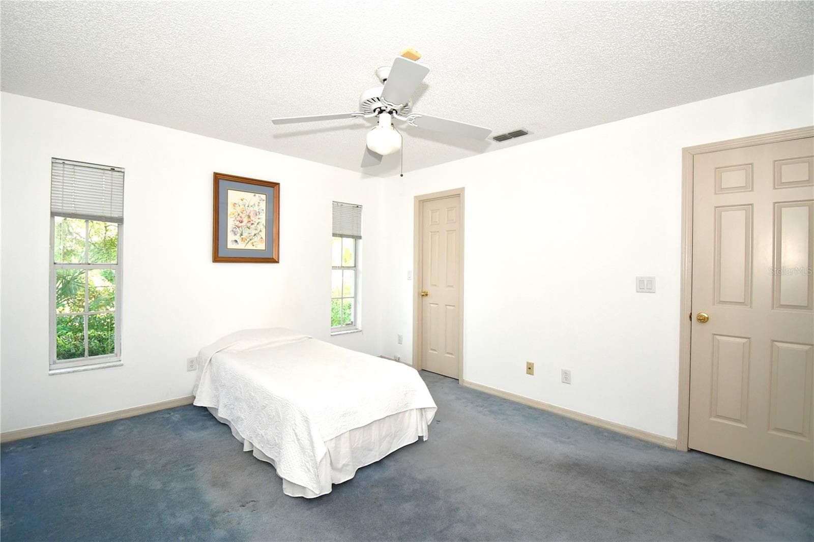 Bedroom with Pool Access - 611 OLD EUSTIS RD, MOUNT DORA