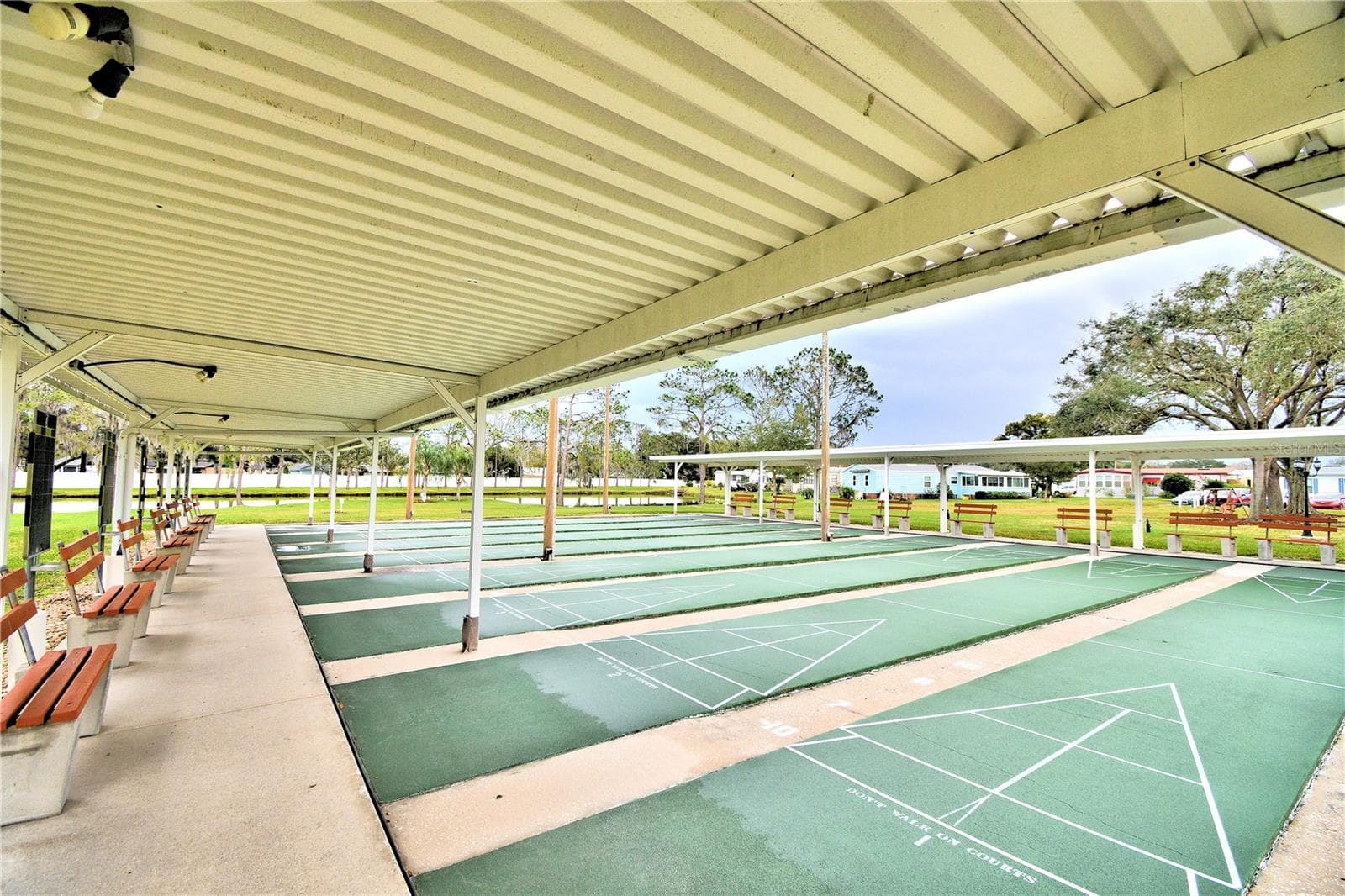 Manufactured Home at 4816 GOLDENVIEW LN, LAKELAND, photo 77 of 83