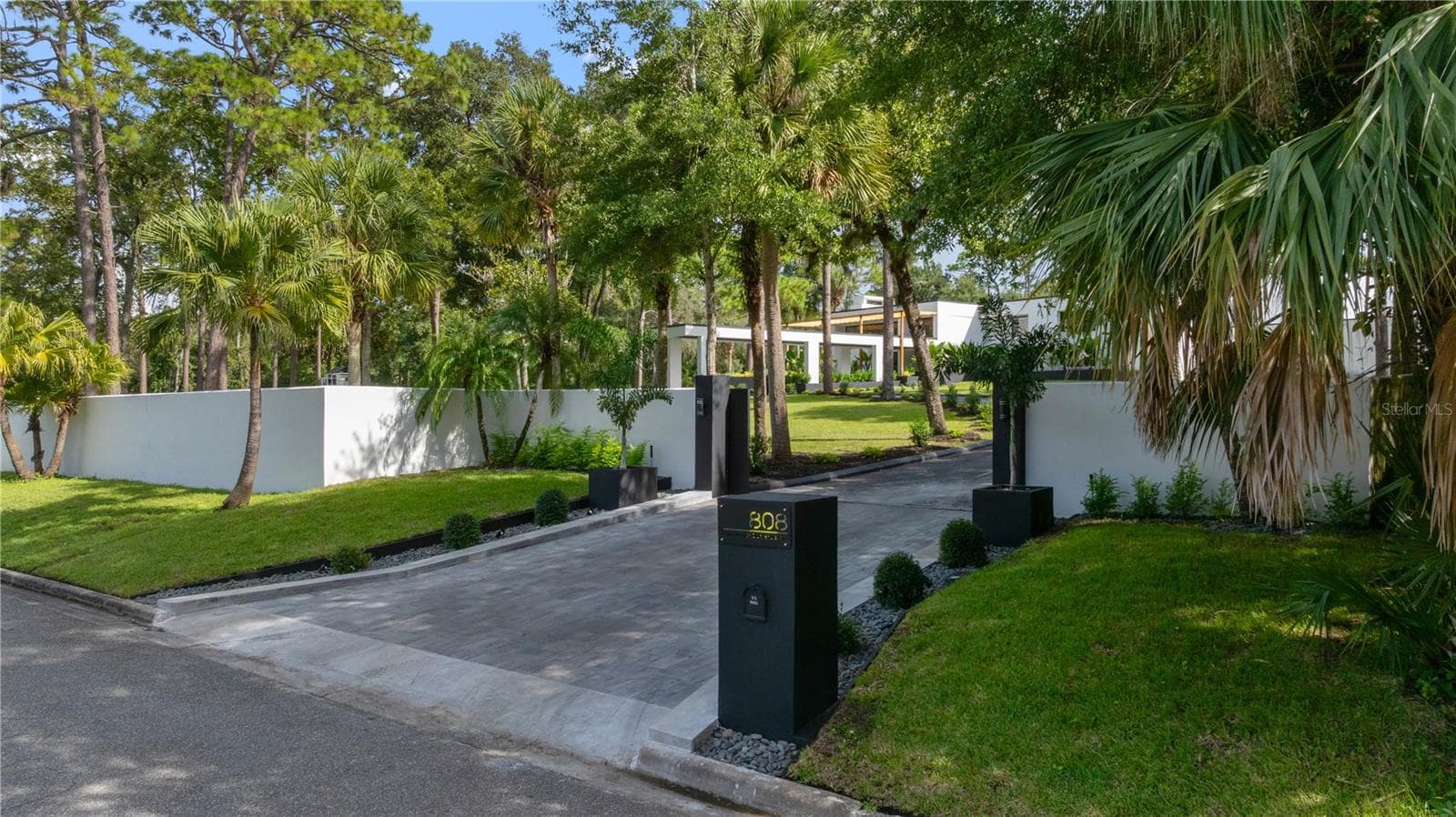 Single Family Residence at 808 SWEETWATER CLUB BLVD, LONGWOOD, photo 6 of 65