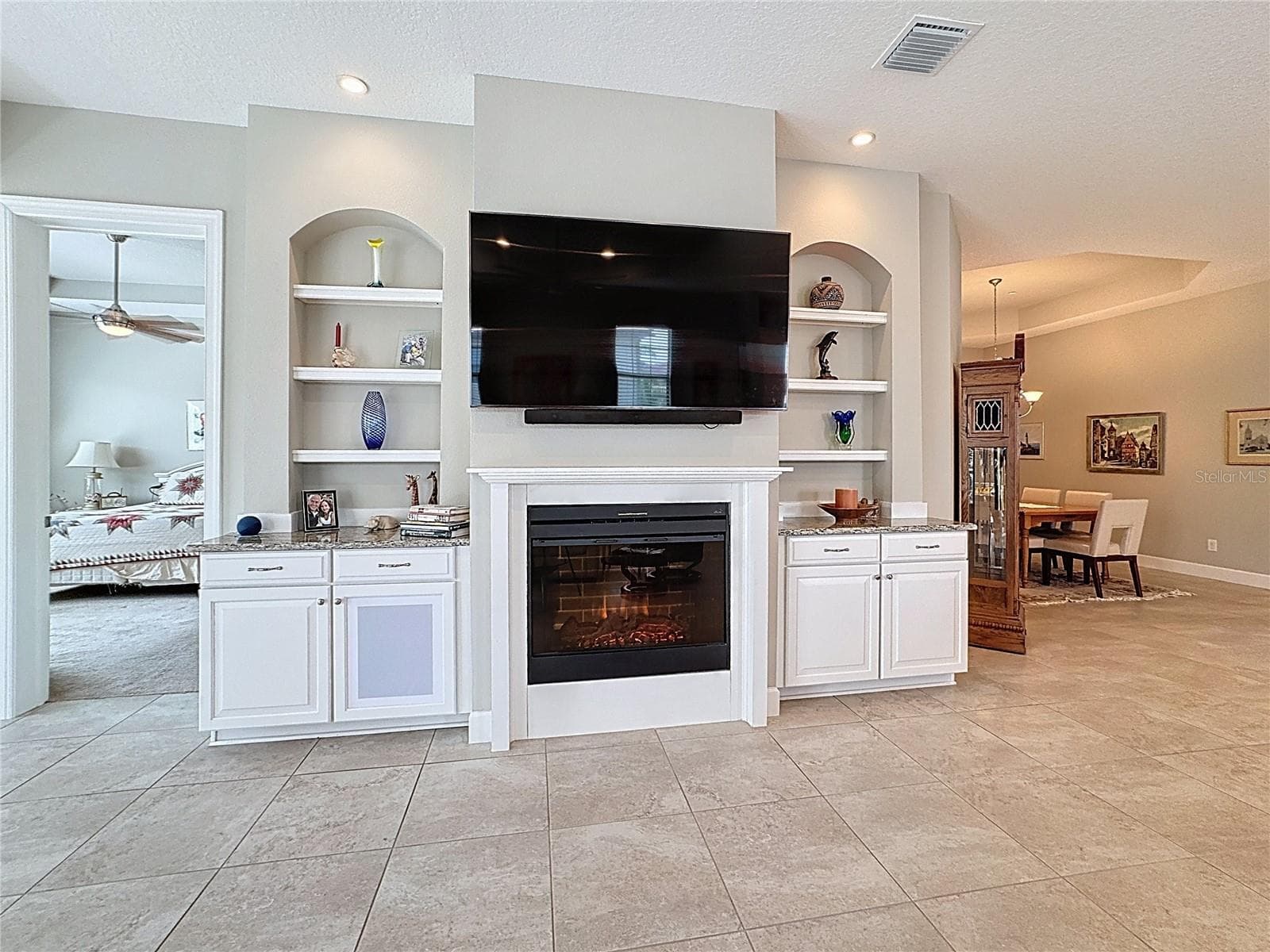 built ins w/ Fireplace - 13514 MESSINA LOOP #102, BRADENTON