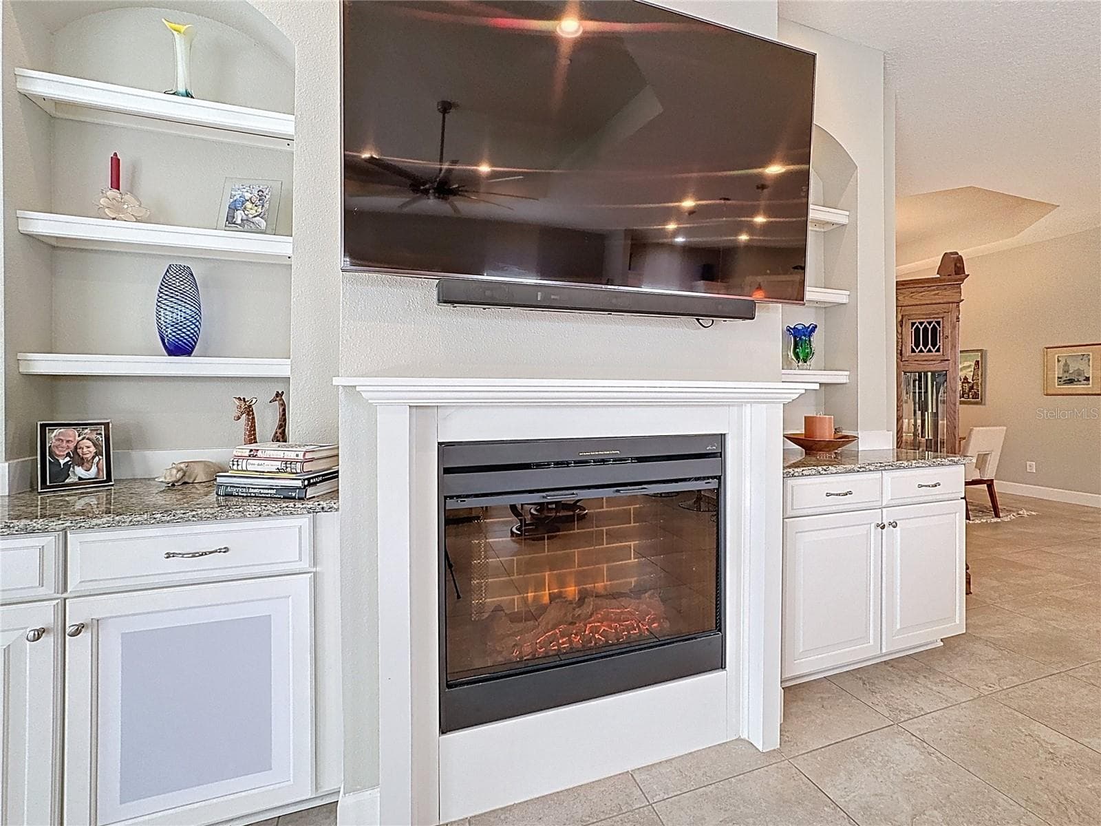 Built In w/ Fireplace - 13514 MESSINA LOOP #102, BRADENTON