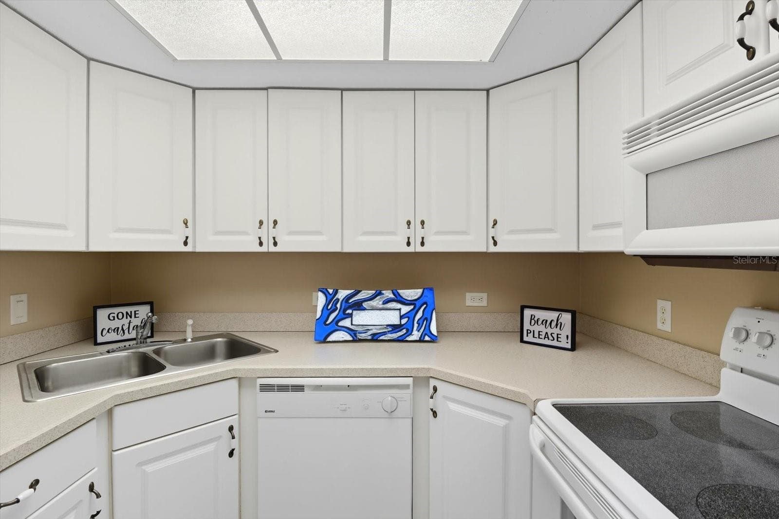 Townhouse at 5152 S SWIFTWATER WAY, HOMOSASSA, photo 12 of 50