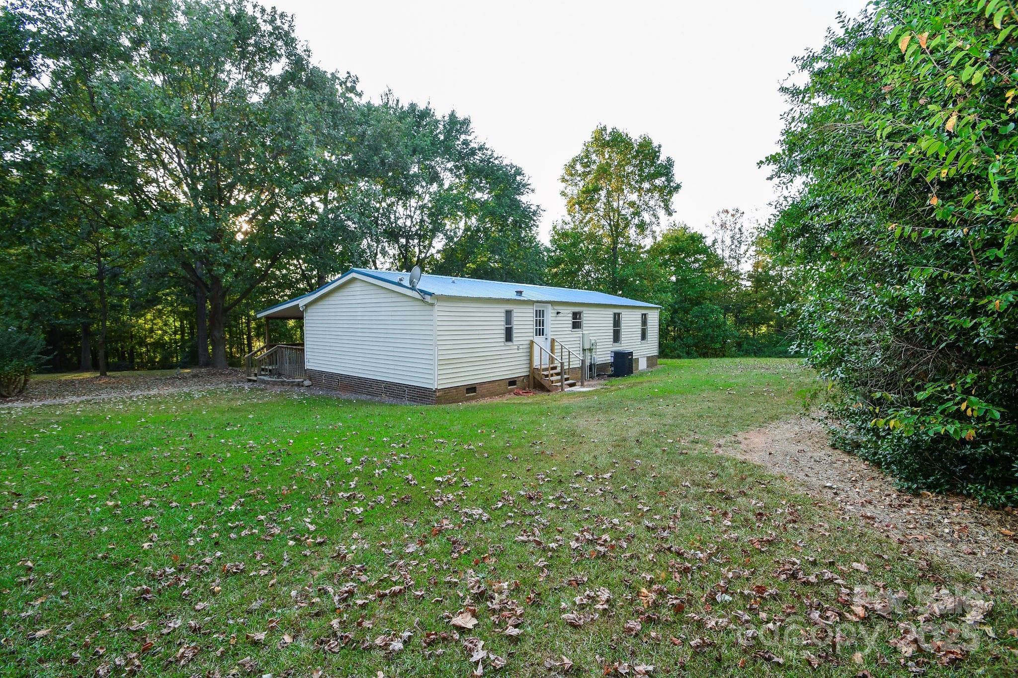 Single Family Residence at 7817 Carl Polk Road, Monroe, photo 5 of 22