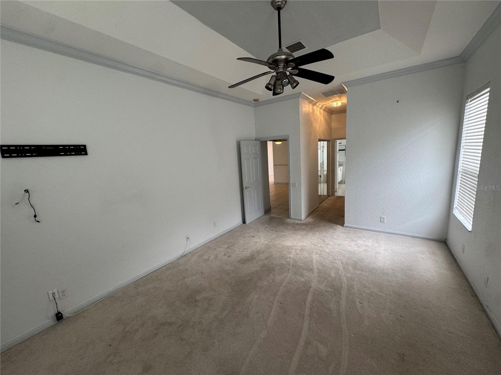 Single Family Residence at 318 NW SHOREVIEW DR, PORT ST LUCIE, photo 16 of 34